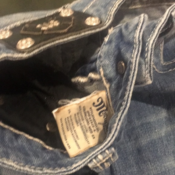 🔥🔥🔥🔥Will sell nine pairs of miss jeans for $335 firm. Size 25 and 26.🔥 - Picture 5 of 7
